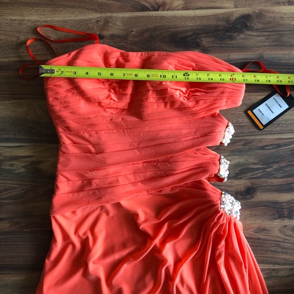 BNWT La Femme strapless / beaded floor length gown - Picture 7 of 12